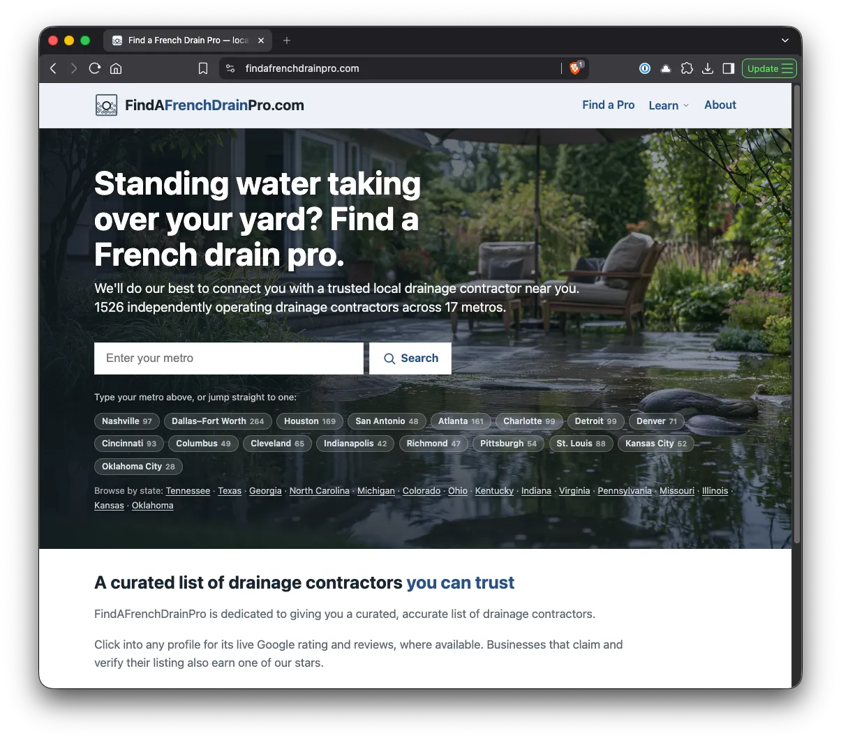 FindAFrenchDrainPro.com homepage with a rain-soaked yard and metro-by-metro contractor counts